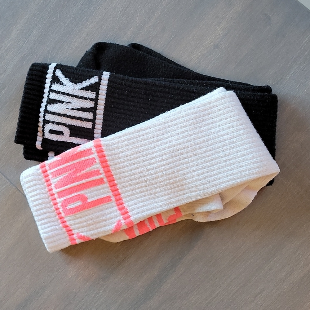 VS Pink socks